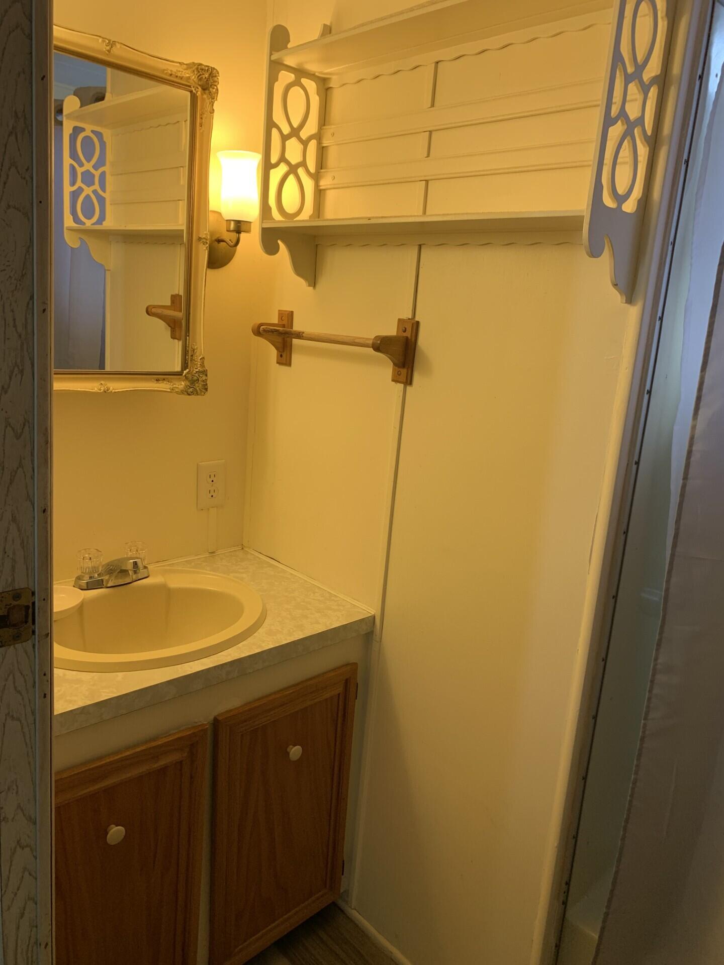 Spanish Lakes Riverf - Residential