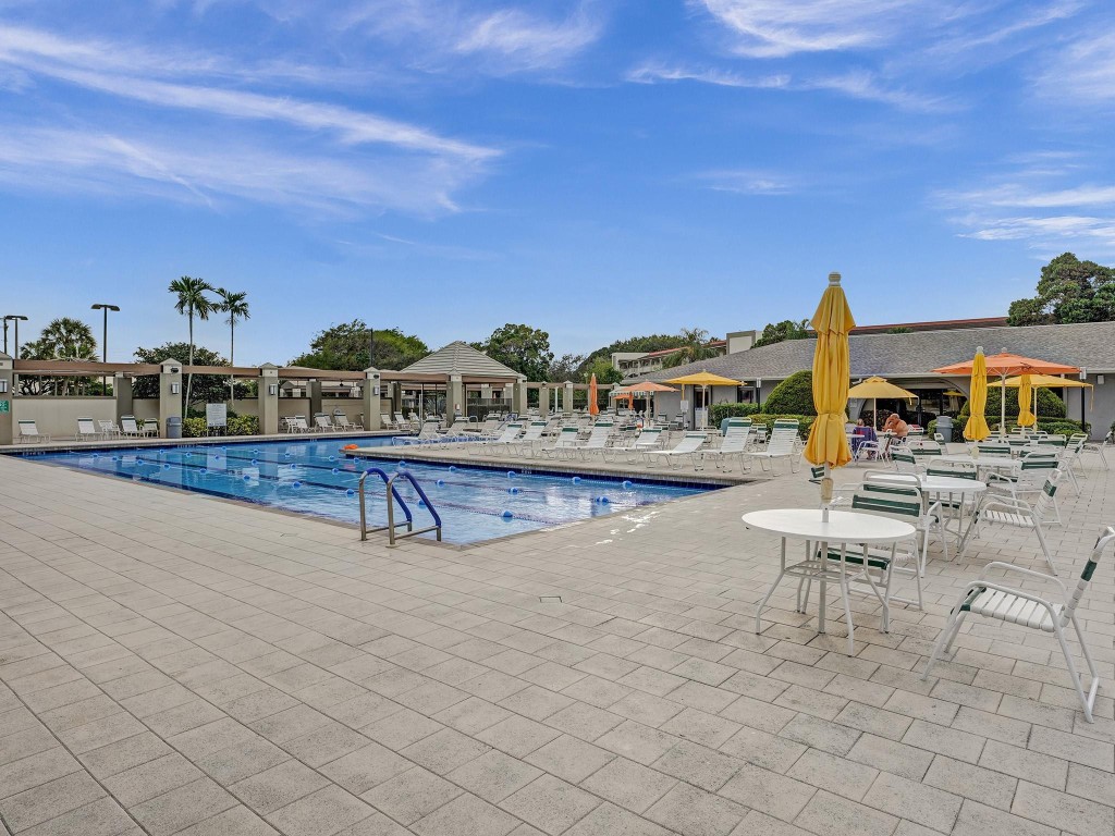 BAHAMA - Residential Lease