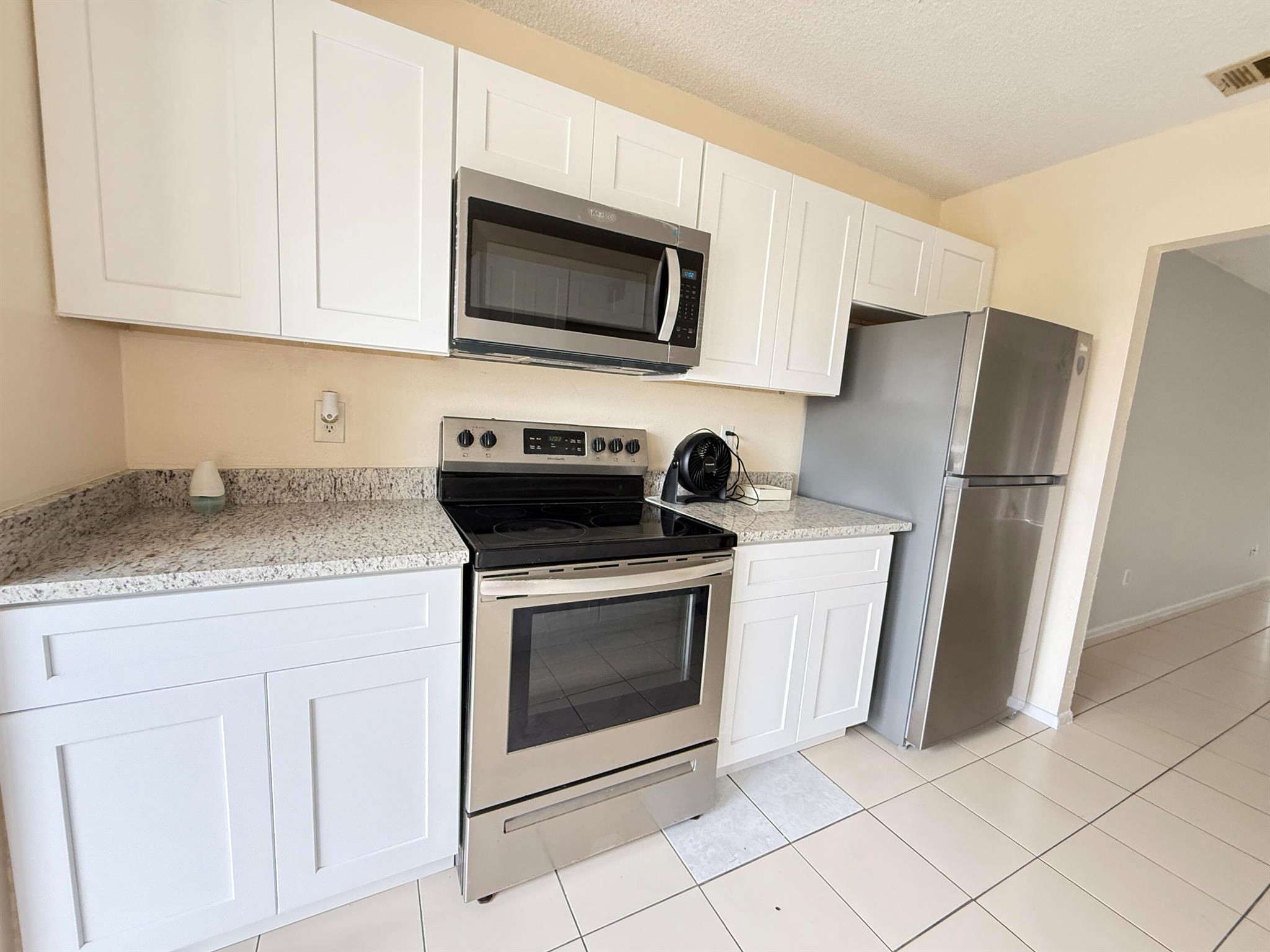 VILLAS OF WINDMILL POINT - Residential