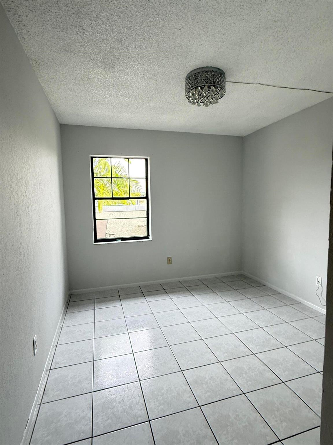 VILLAS OF WINDMILL POINT - Residential