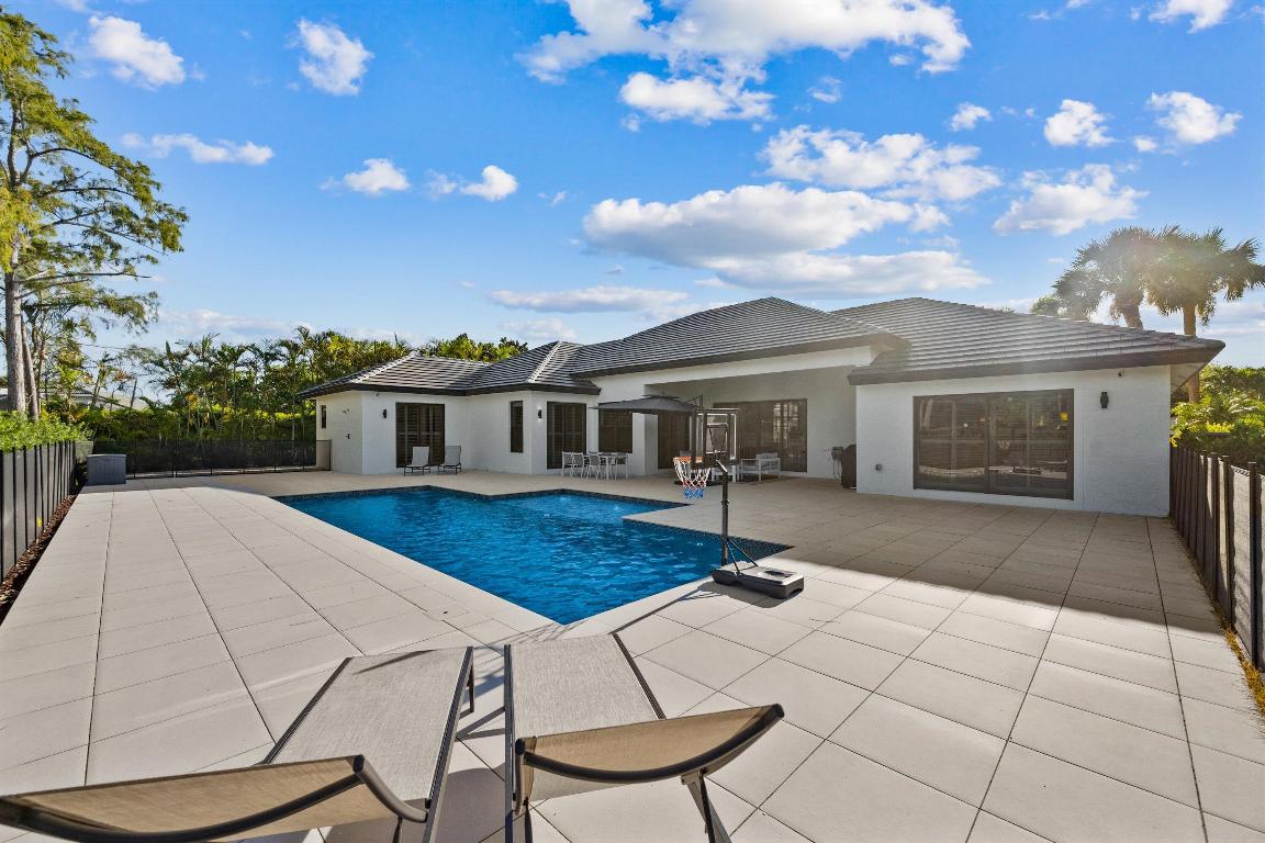 LAKEFIELD OF THE LANDINGS AT WELLINGTON 3A - Residential Lease