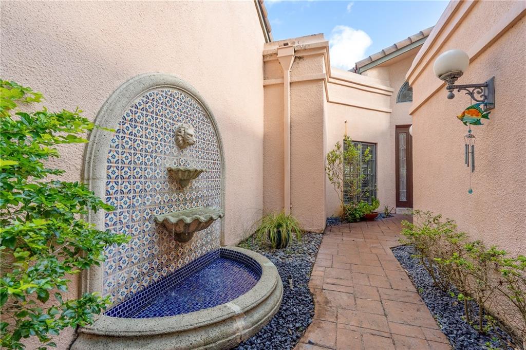 Villa Deste Condo - Residential