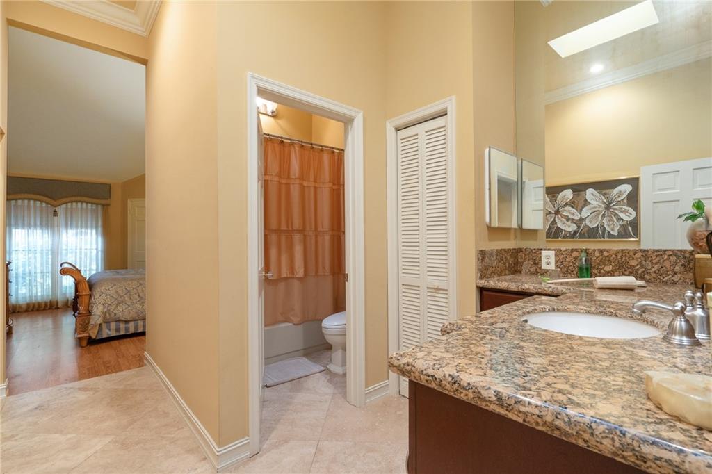 Villa Deste Condo - Residential