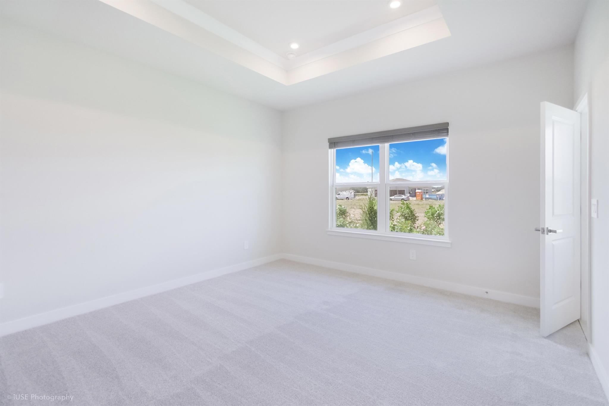 SPIRIT OF SEBASTIAN - Residential Lease