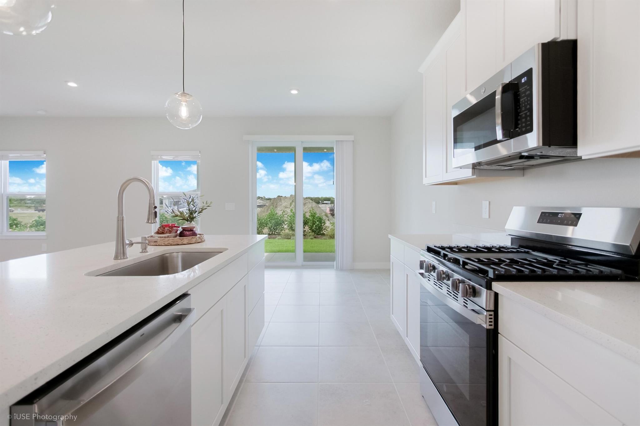 SPIRIT OF SEBASTIAN - Residential Lease