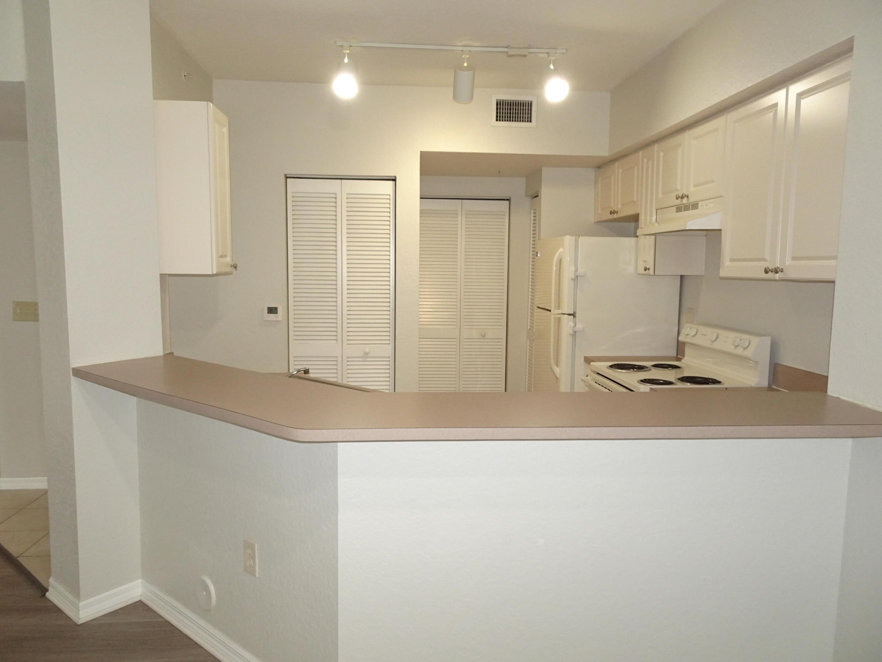 6460 W Sample Road 6460