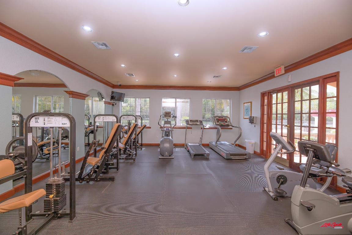 GRAND VIEW AT CRESTWOOD CONDO - Residential