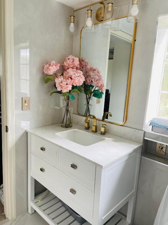 GRAND VIEW AT CRESTWOOD CONDO - Residential