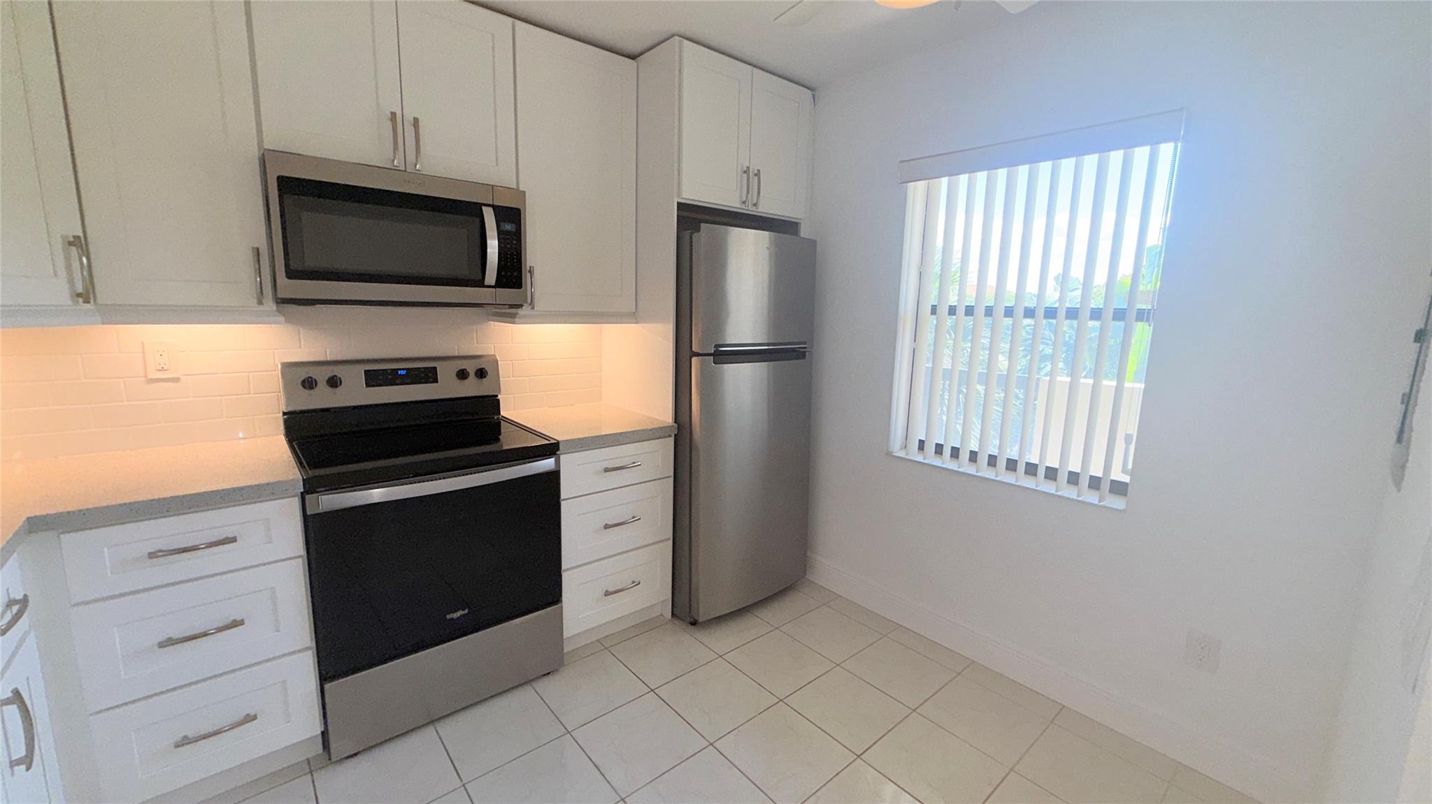 2900 NW 42nd Ave A401