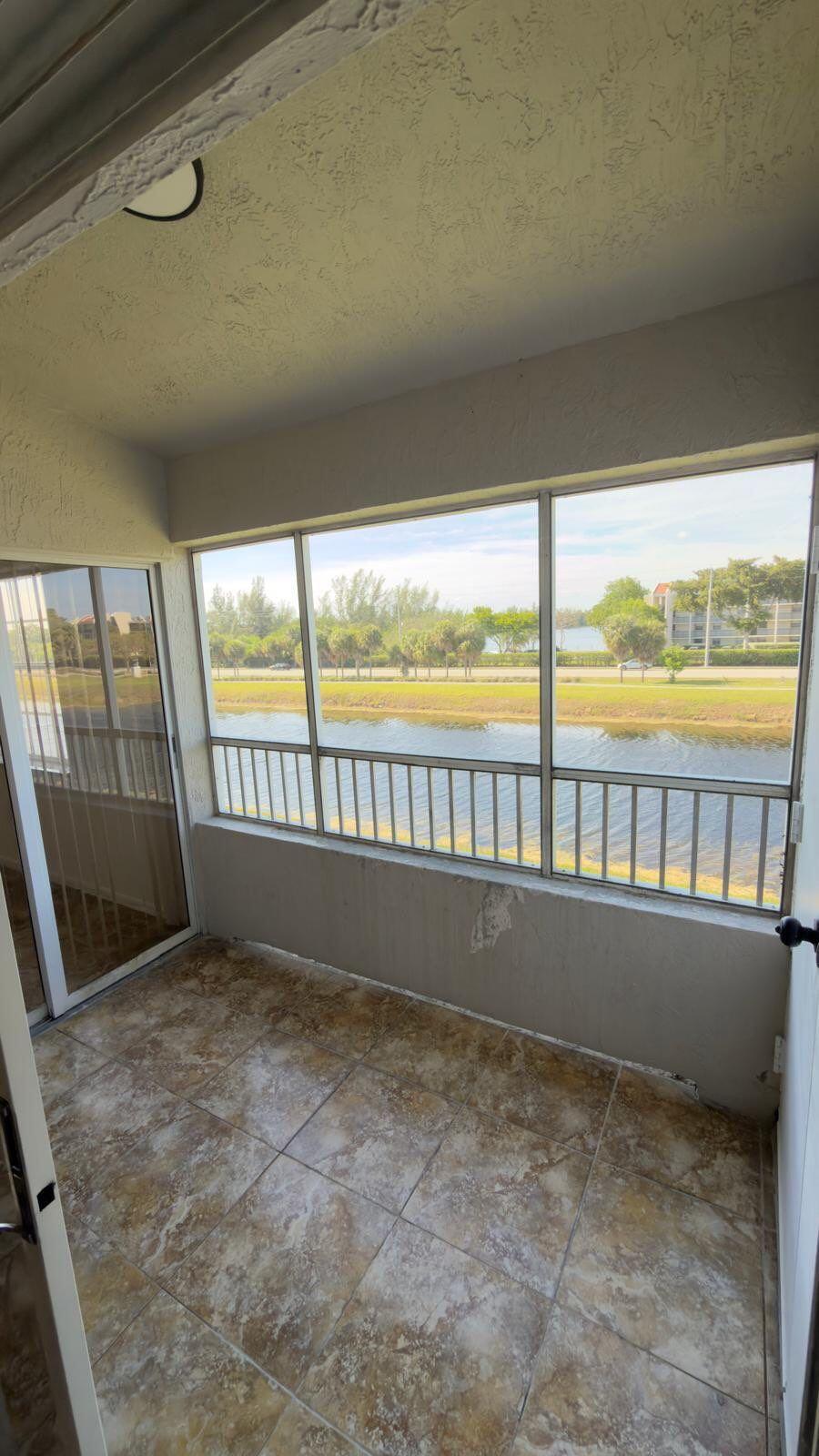 LAKEVIEW CLUB CONDO - Residential Lease