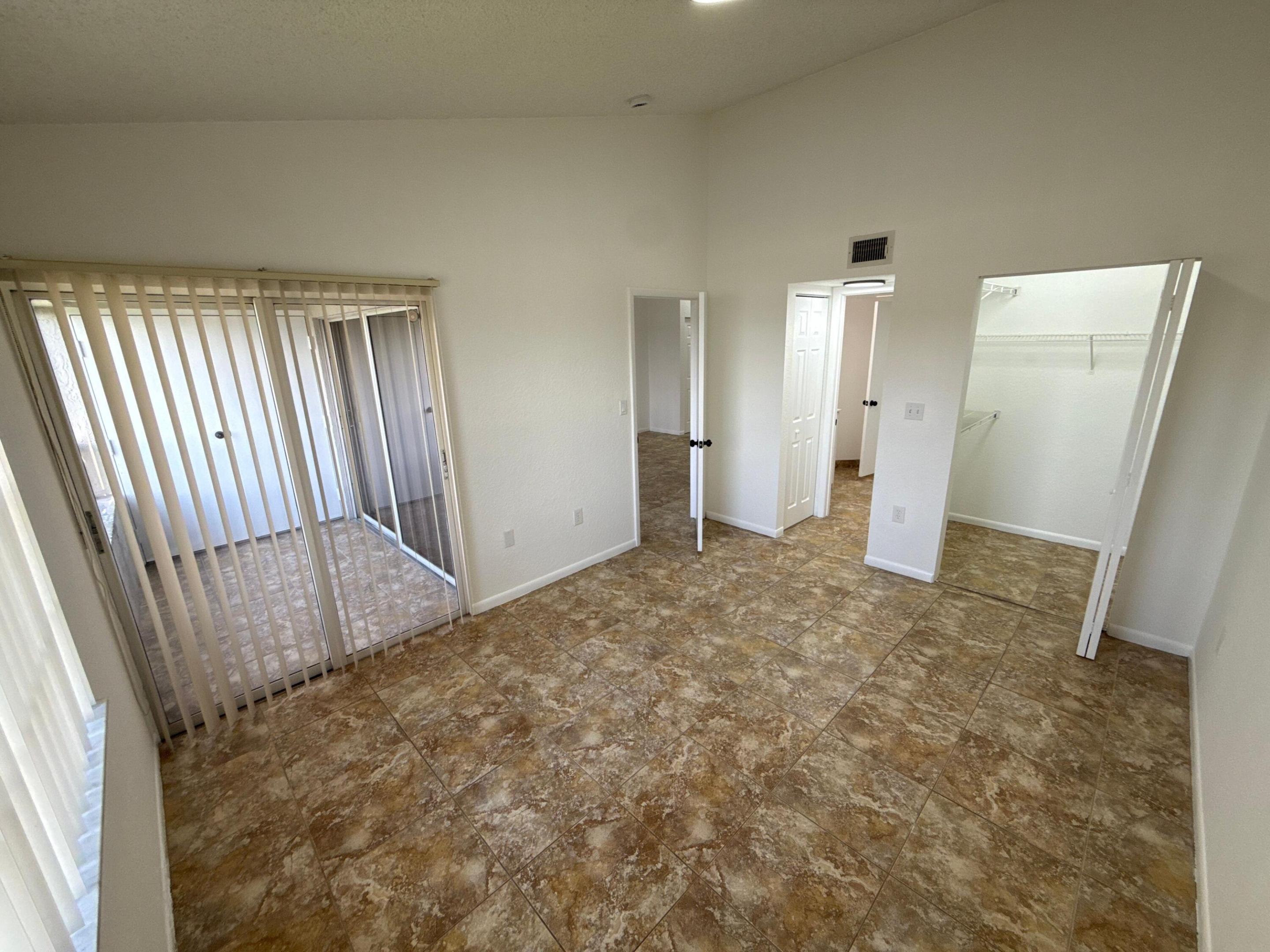 LAKEVIEW CLUB CONDO - Residential Lease