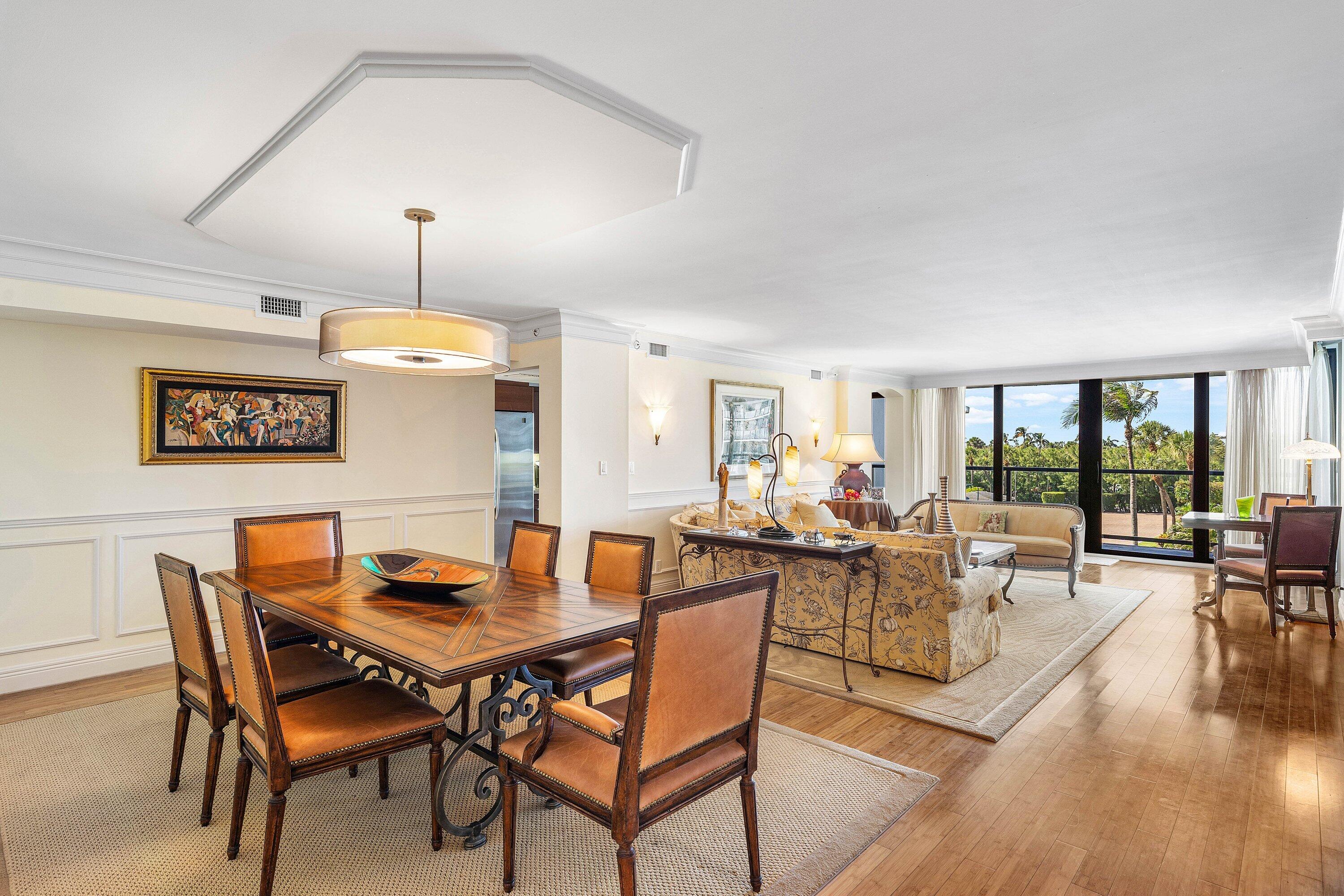 3440 S Ocean Boulevard 304, Palm Beach, FL, 33480/$1,450,000 3 3440 S Ocean Boulevard 304