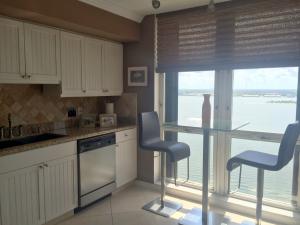 Eastpointe Condo 01 & 02 - Residential Lease