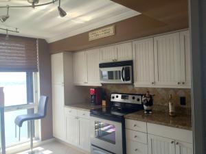 Eastpointe Condo 01 & 02 - Residential Lease