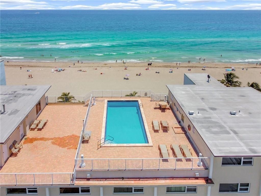 MAINSAIL - Residential