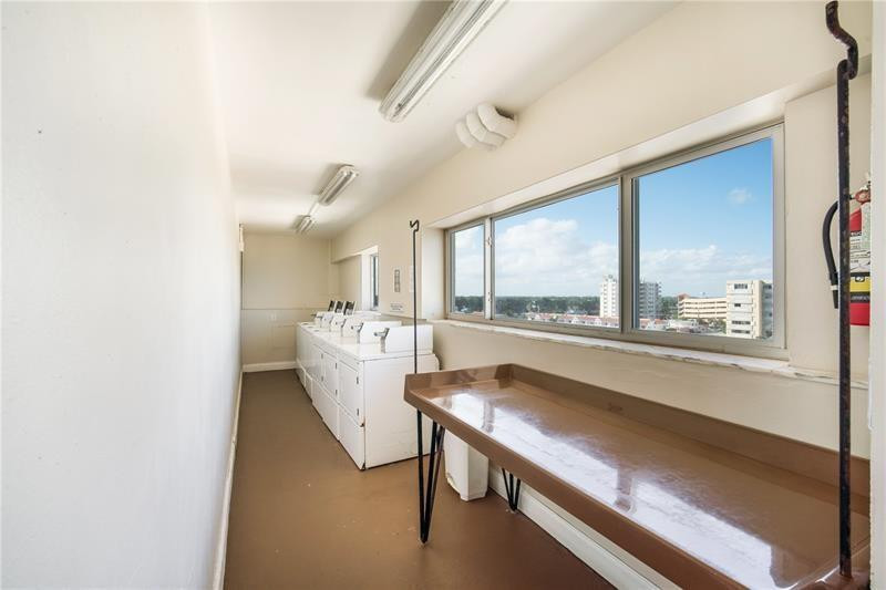 MAINSAIL - Residential