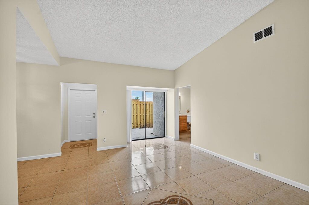 Photo of 2701 Waterview Circle, Palm Springs, FL 33461 (MLS # R11114490)