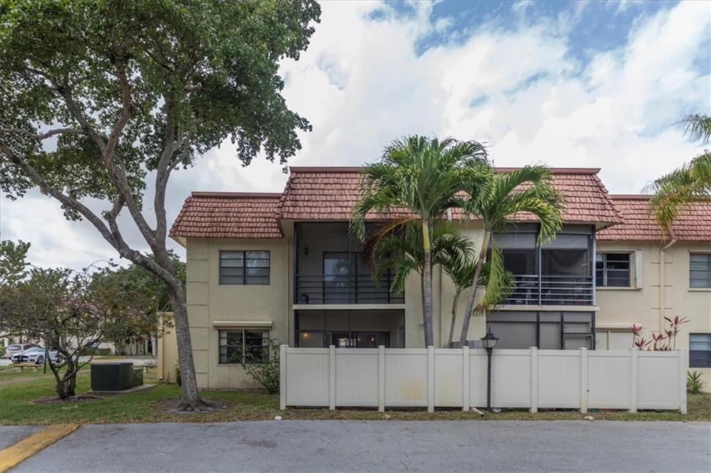 Cypress Park Condo - Residential