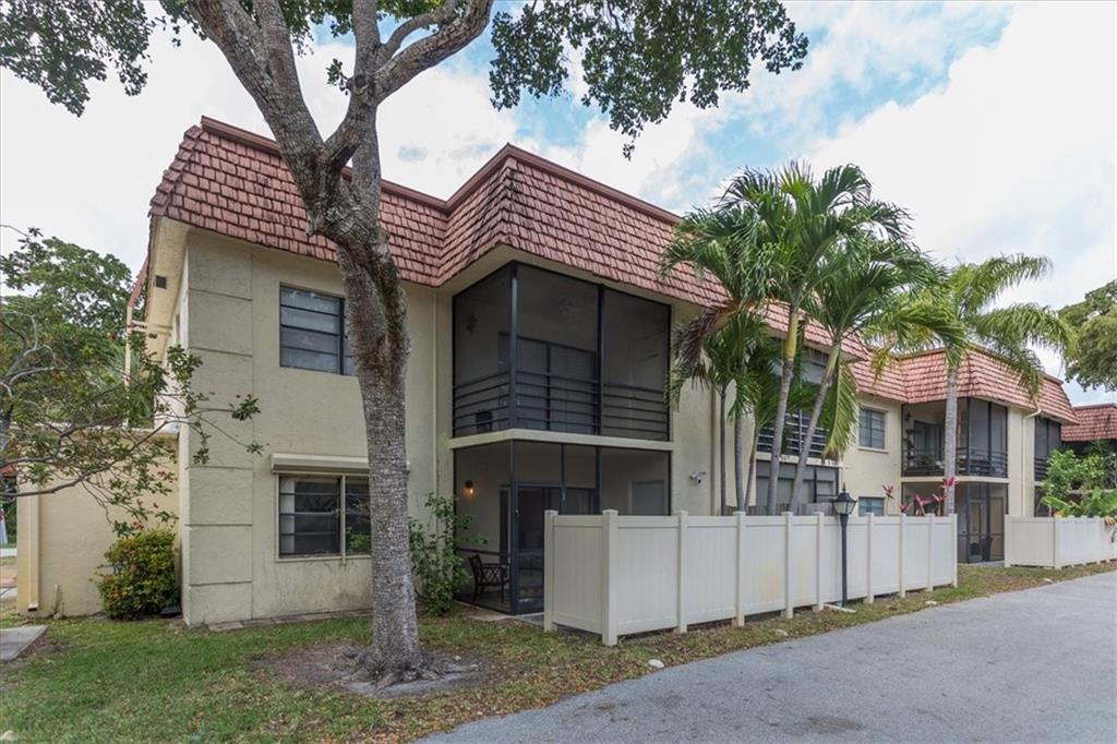 Cypress Park Condo - Residential