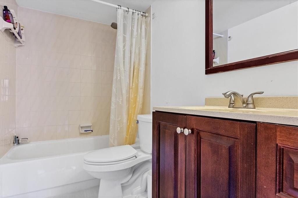 Cypress Park Condo - Residential