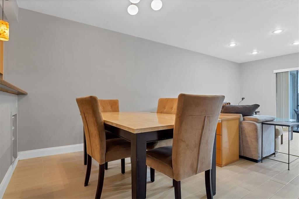 Cypress Park Condo - Residential