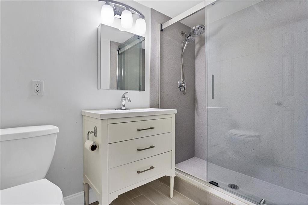 Cypress Park Condo - Residential