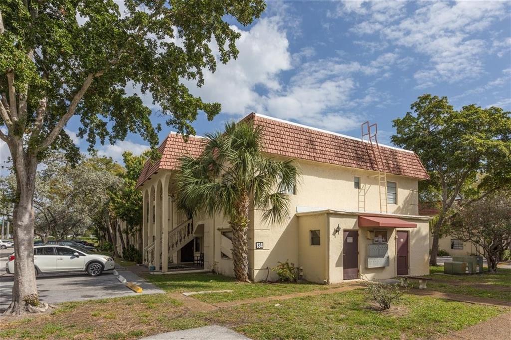 Cypress Park Condo - Residential
