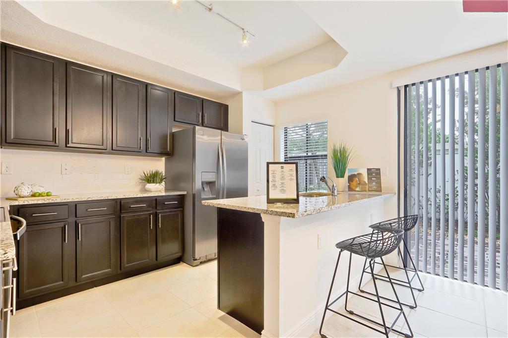 Amli Toscana - Residential Lease