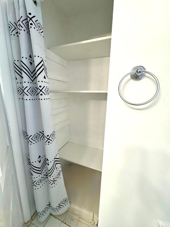 Island Shores Condo - Residential