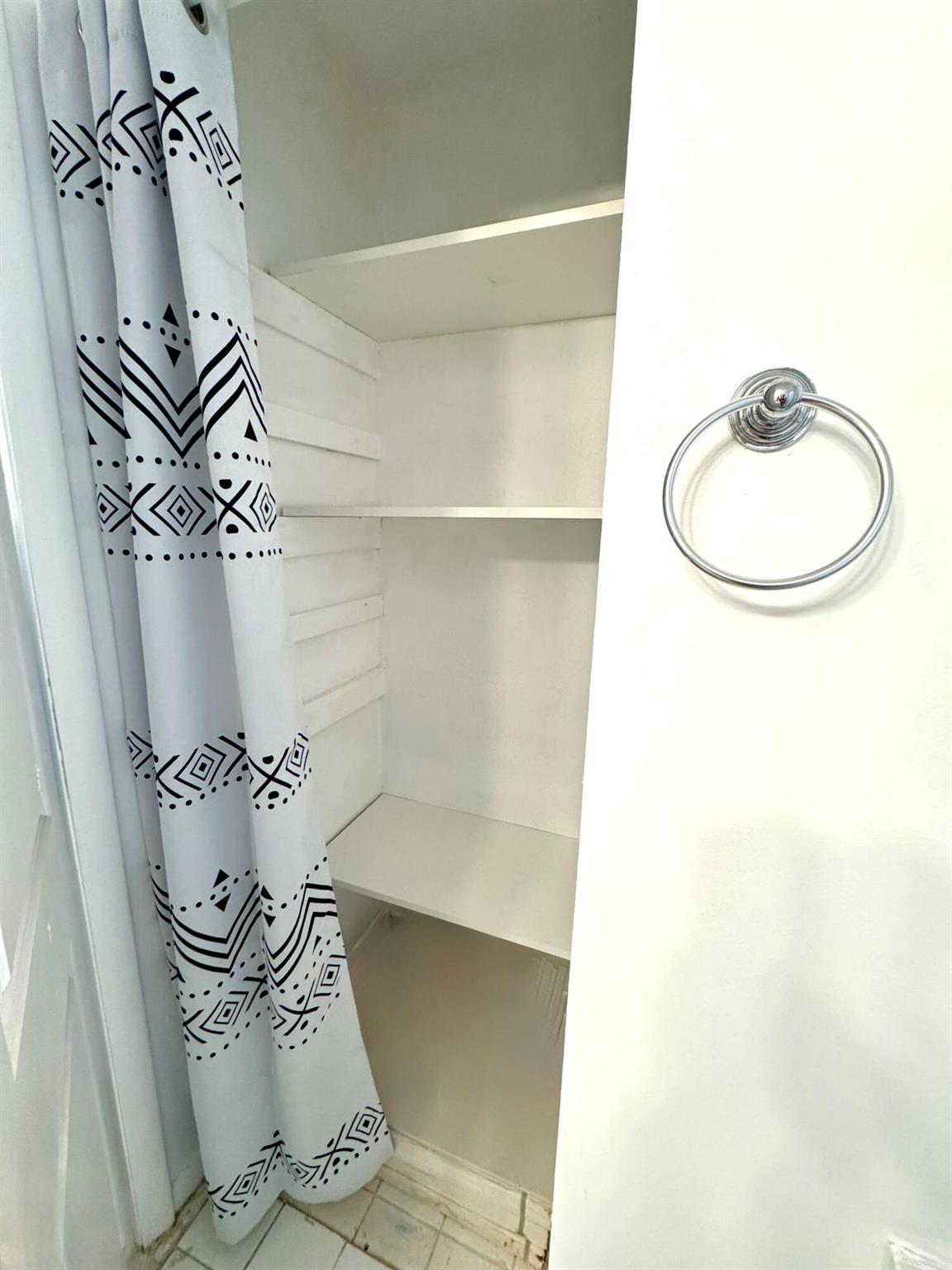 Island Shores Condo - Residential