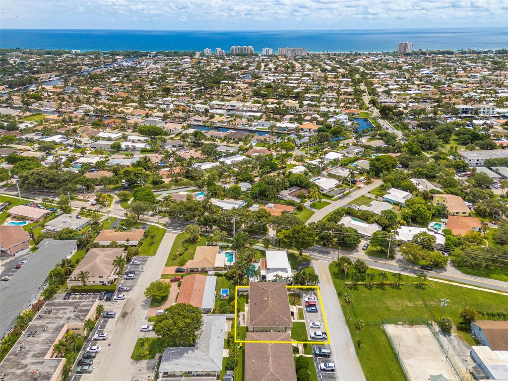 Photo of 2131 NE 40th Court, Lighthouse Point, FL 33064 (MLS # F10548705)