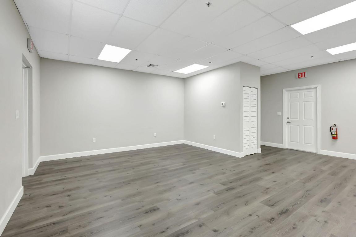 3801 Oleander Avenue 3805