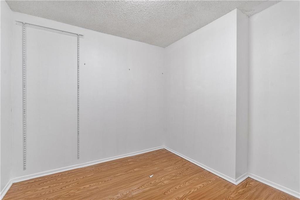 OCEANVIEW PARK CONDO - Residential Lease