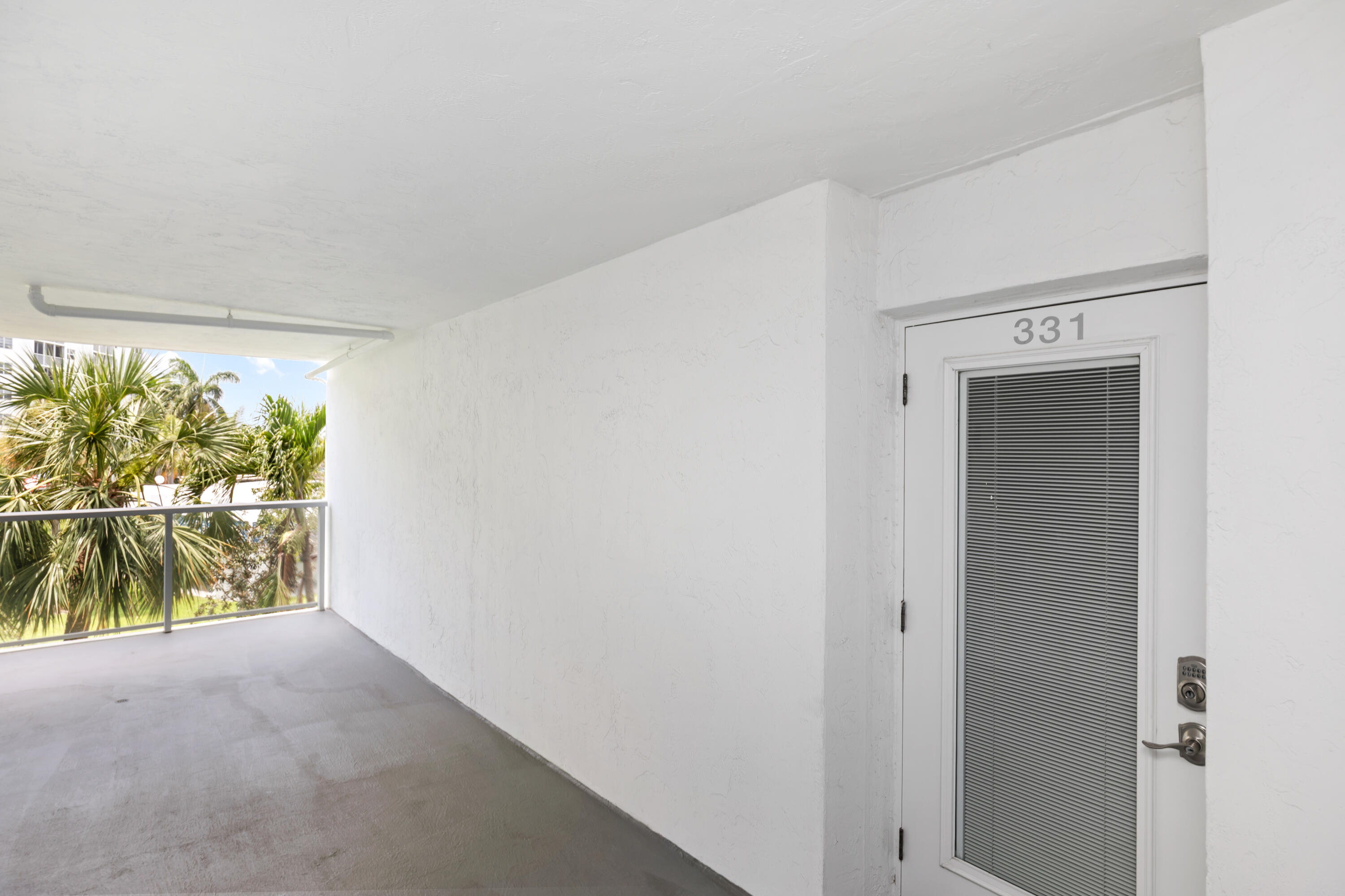 2731 NE 14th St Causeway 331