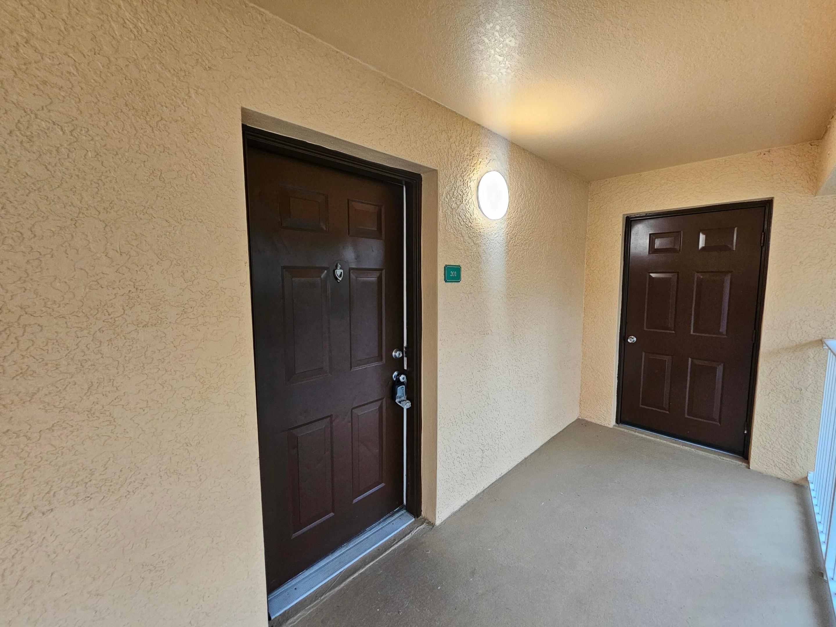 191 SW Palm Drive 201
