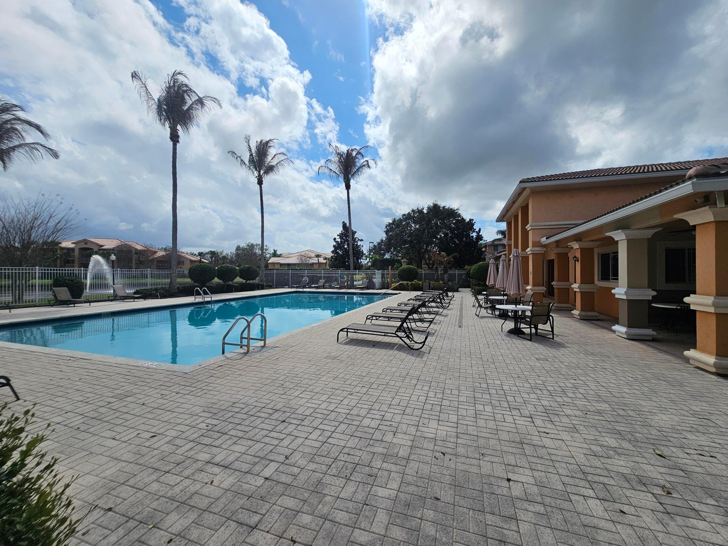 THE CLUB AT ST LUCIE WEST, A CONDOMINIUM - Residential Lease