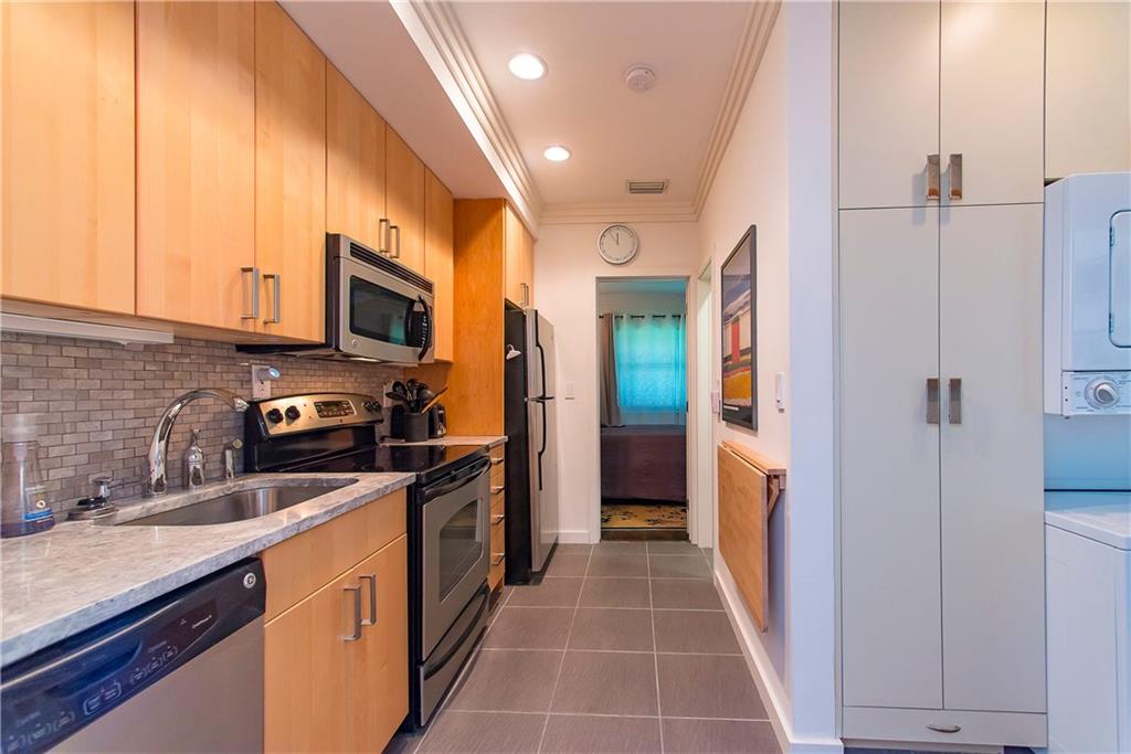 VICTORIA PARK - Residential