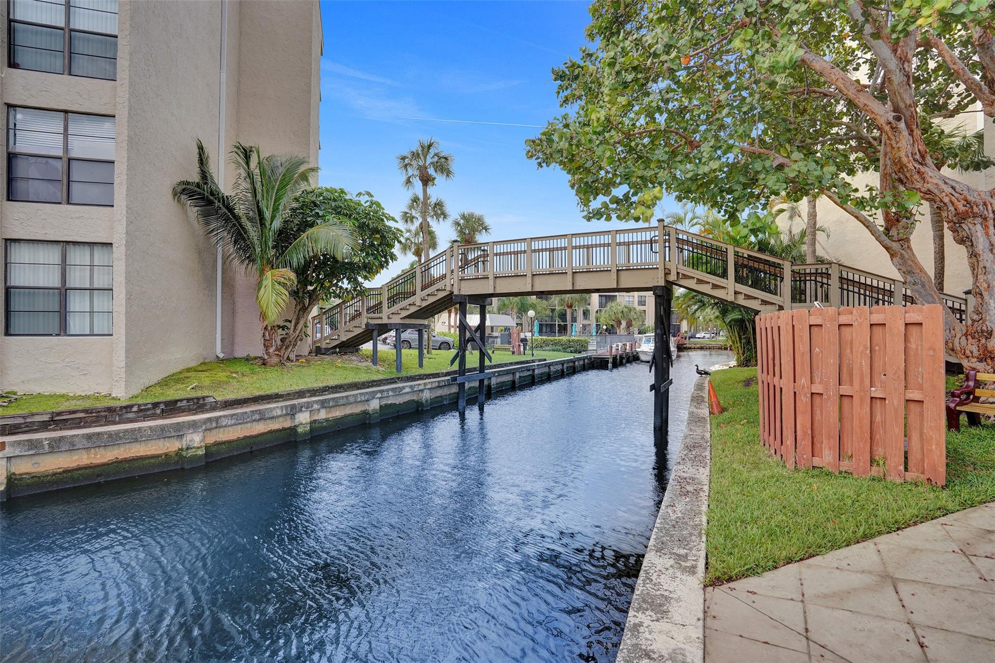 Boca Bayou - Residential Lease