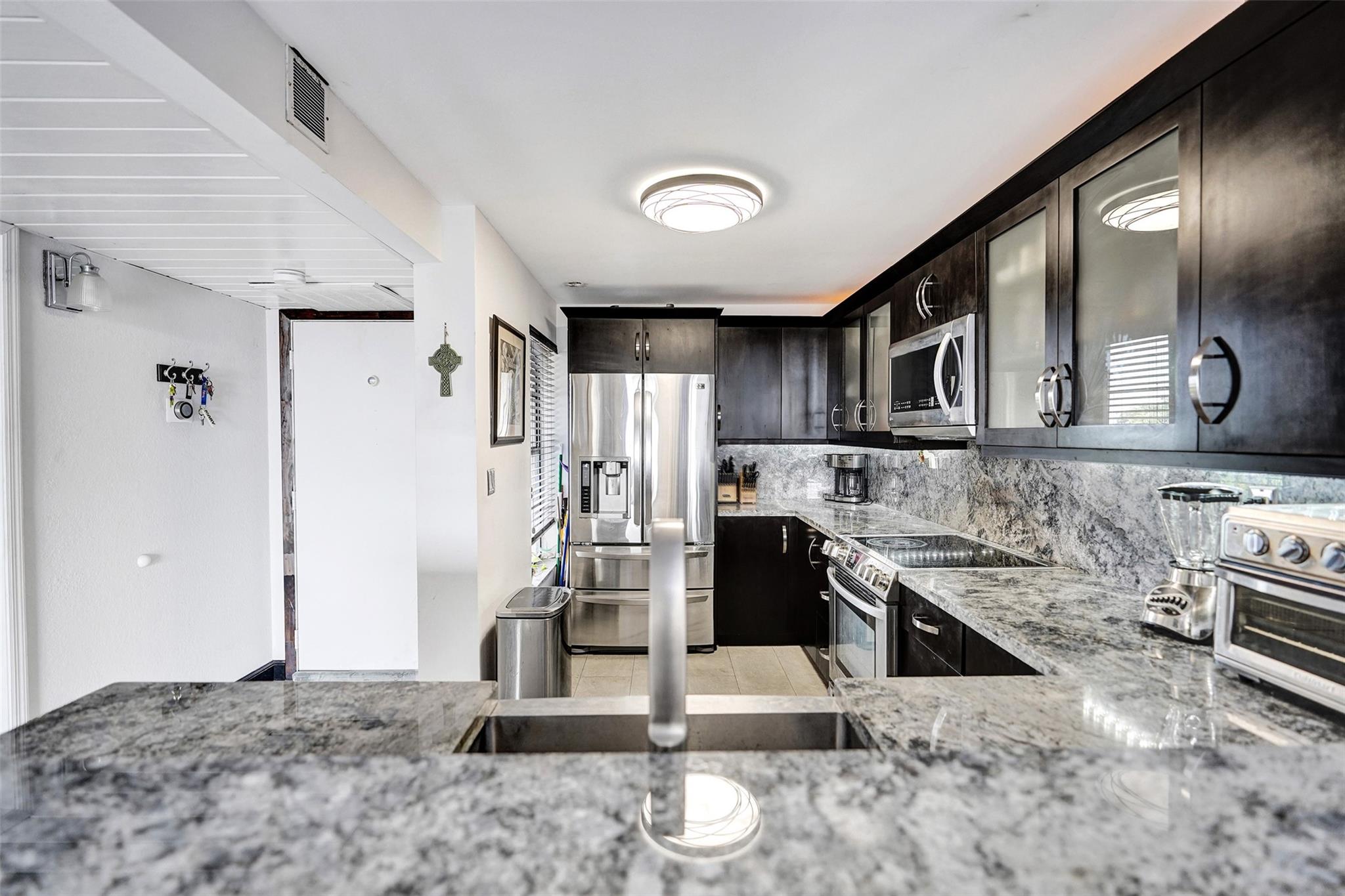 Boca Bayou - Residential Lease