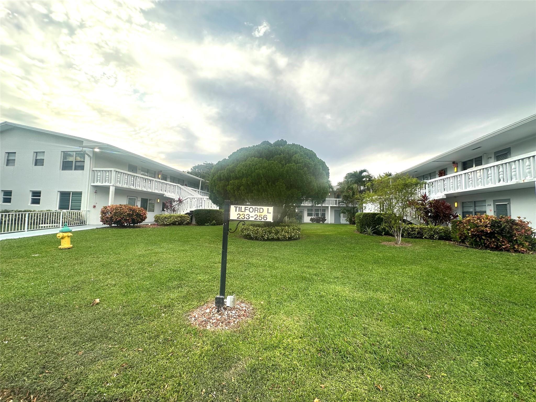 Century Village East - Residential