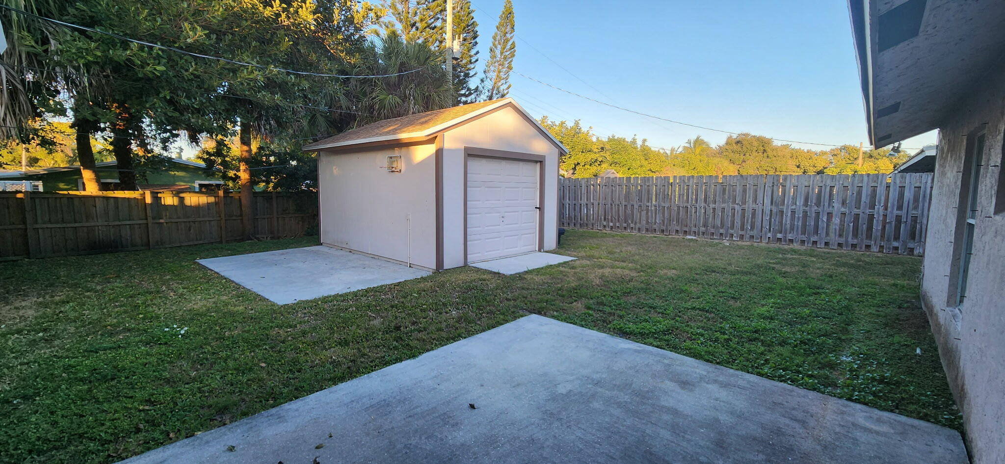 JUNO TERR - Residential Lease