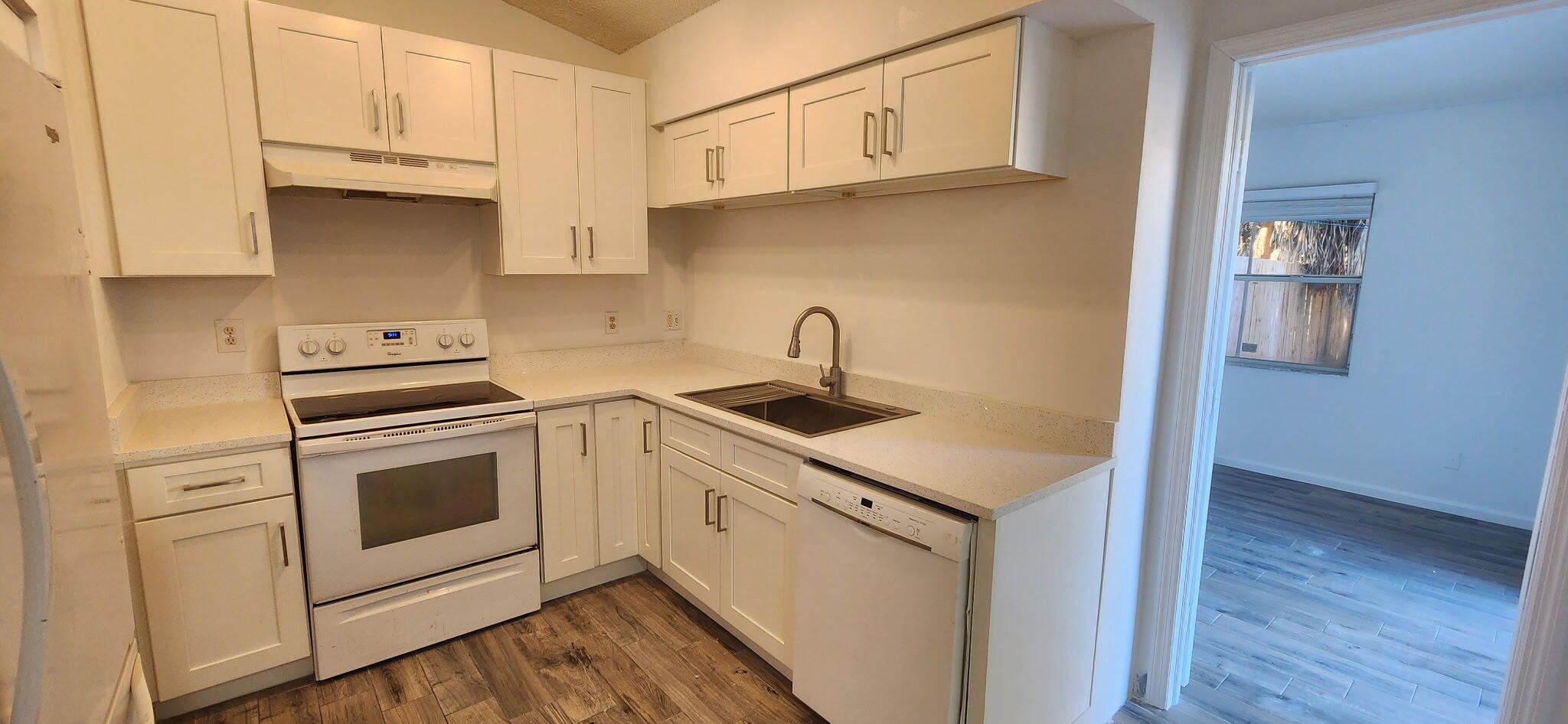 JUNO TERR - Residential Lease