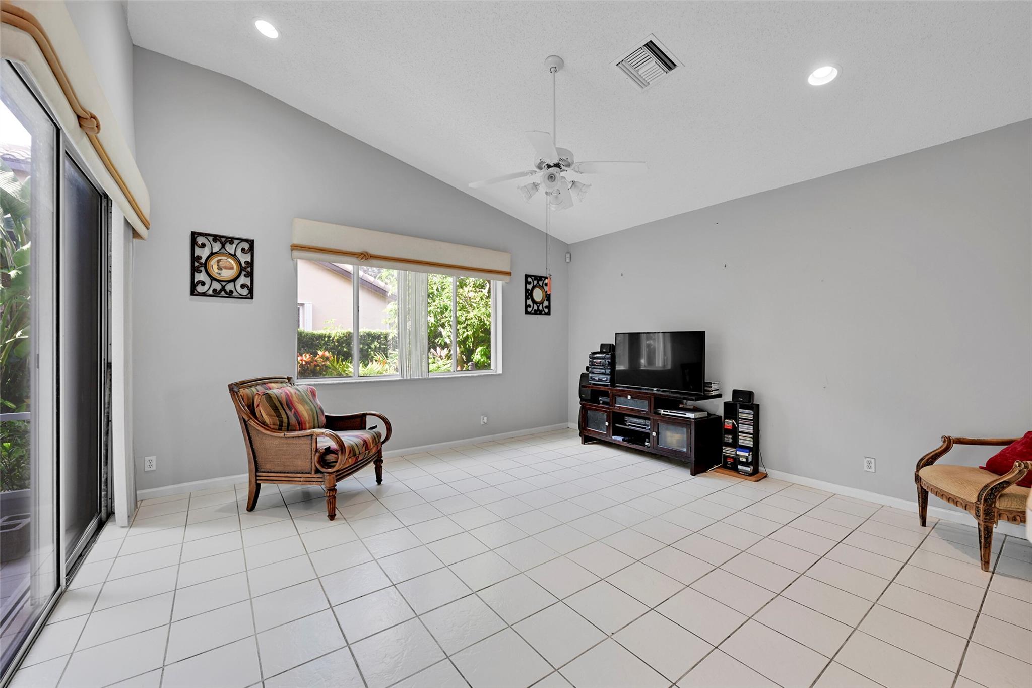 Coral Creek 146-6 B - Residential