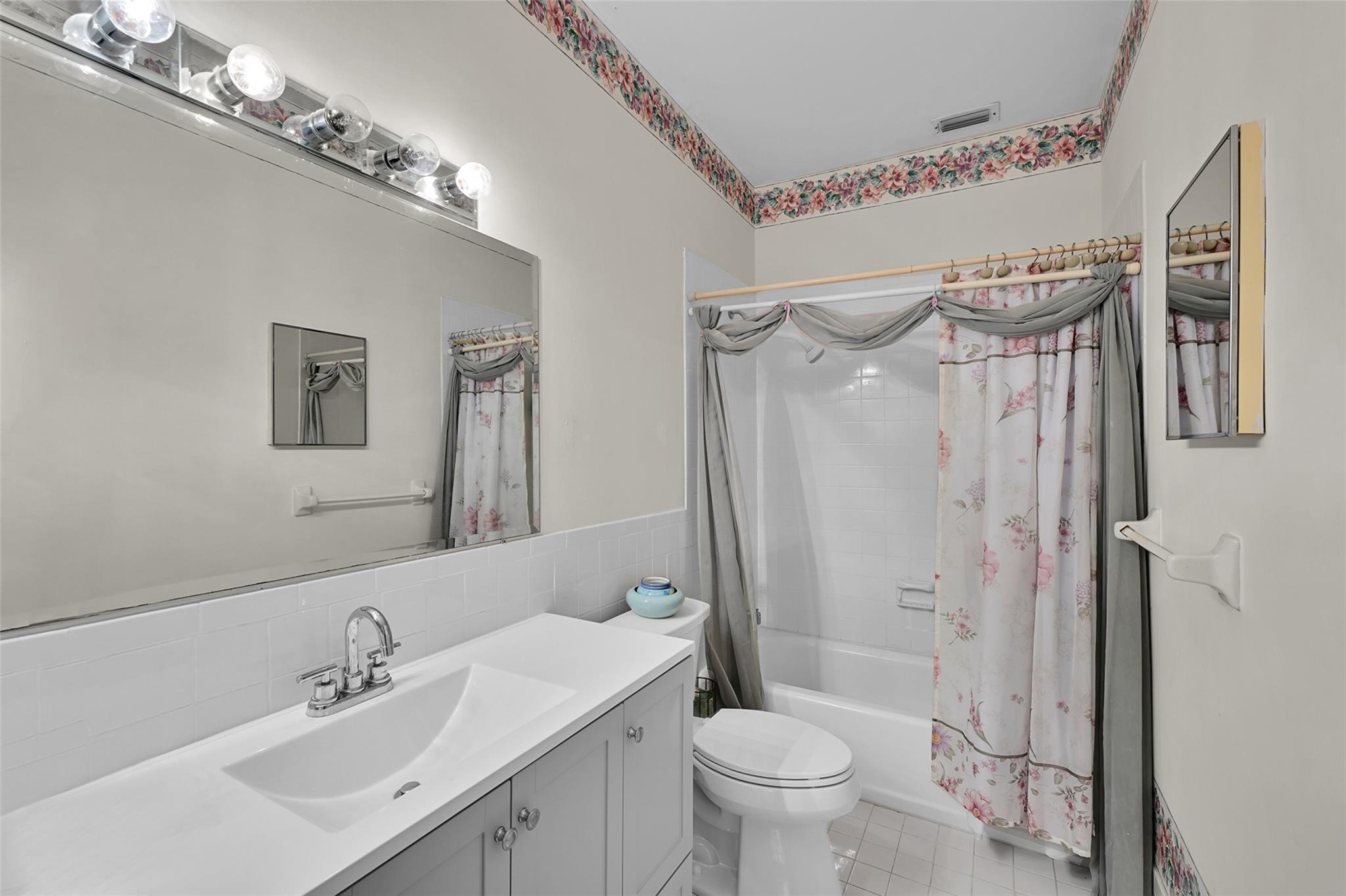 Coral Creek 146-6 B - Residential