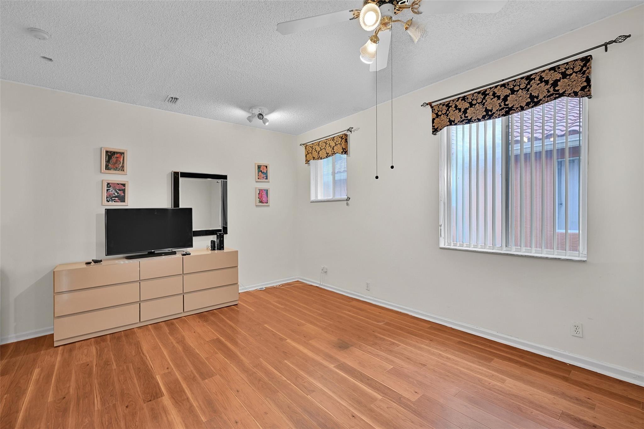 Coral Creek 146-6 B - Residential