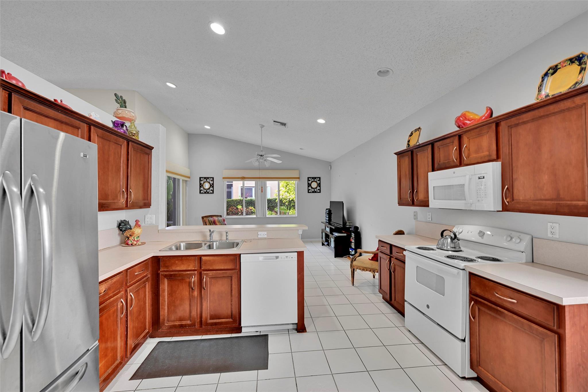 Coral Creek 146-6 B - Residential
