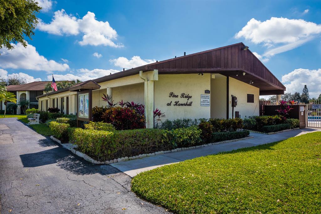 PINE RIDGE AT HAVERHILL CONDO - Residential Lease