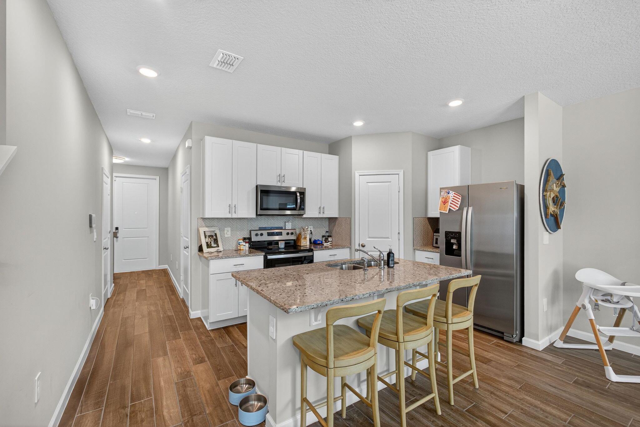 SEASIDE - Residential Lease