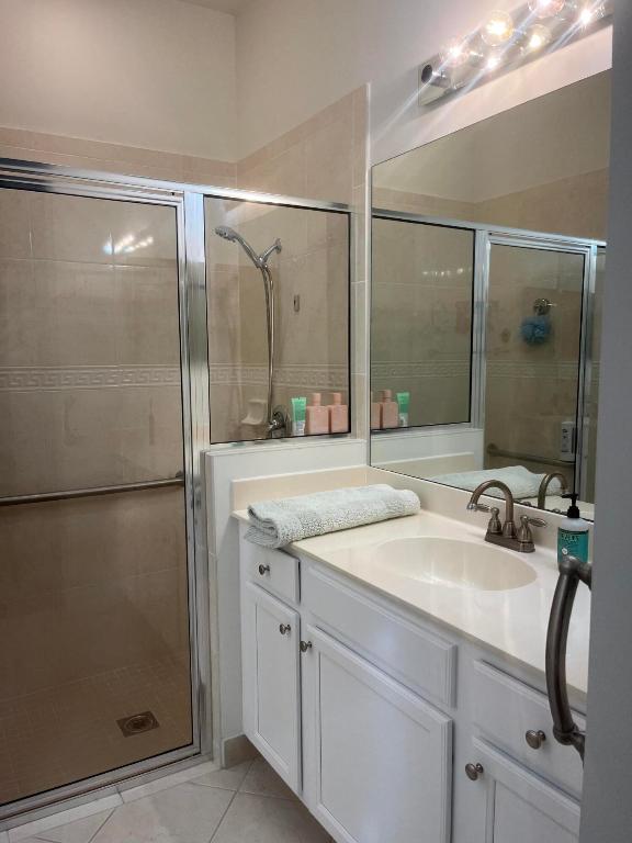 EVERGRENE PCD 7 - Residential Lease