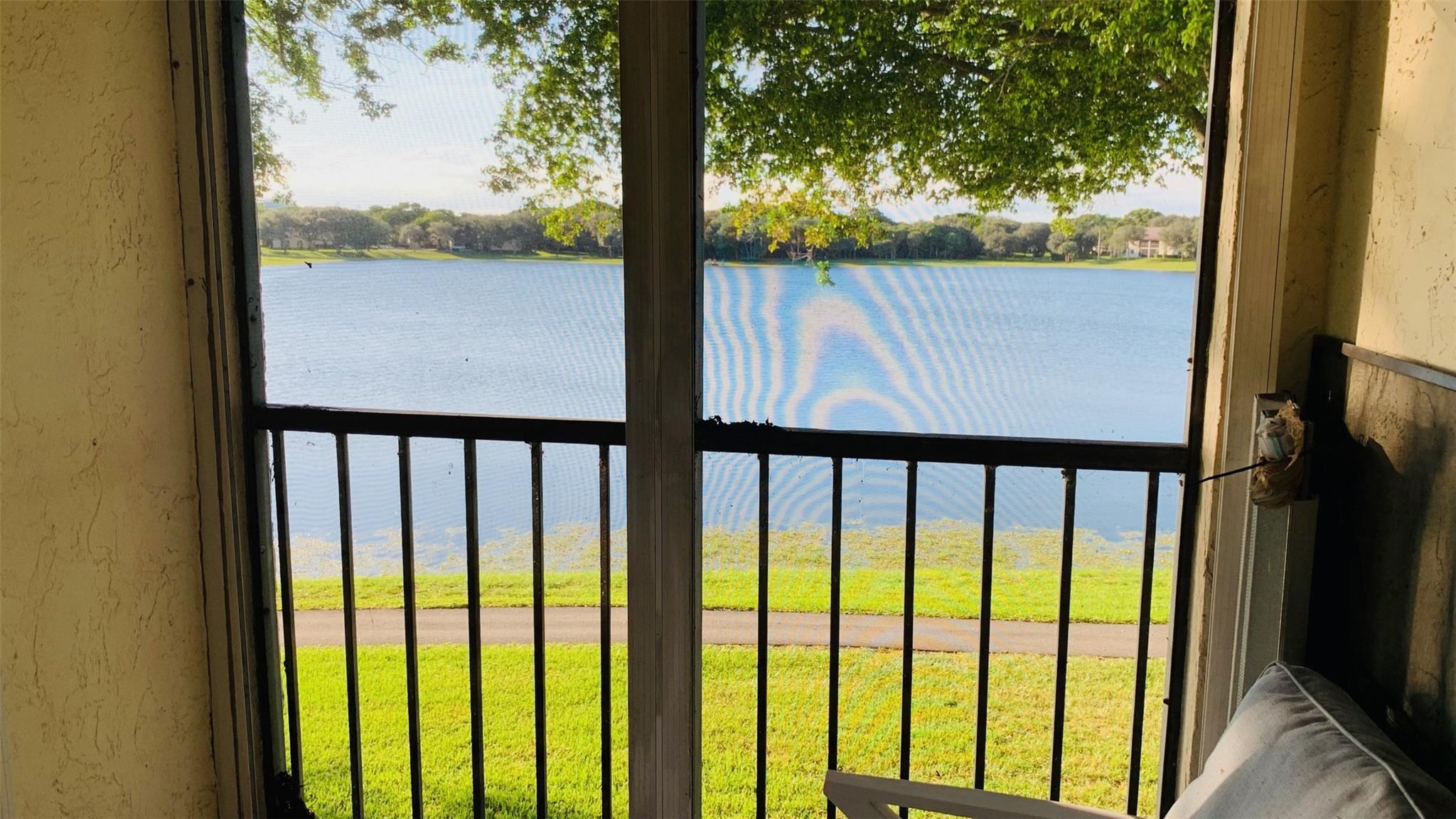 Lake Windwood Condo 01-14 - Residential Lease